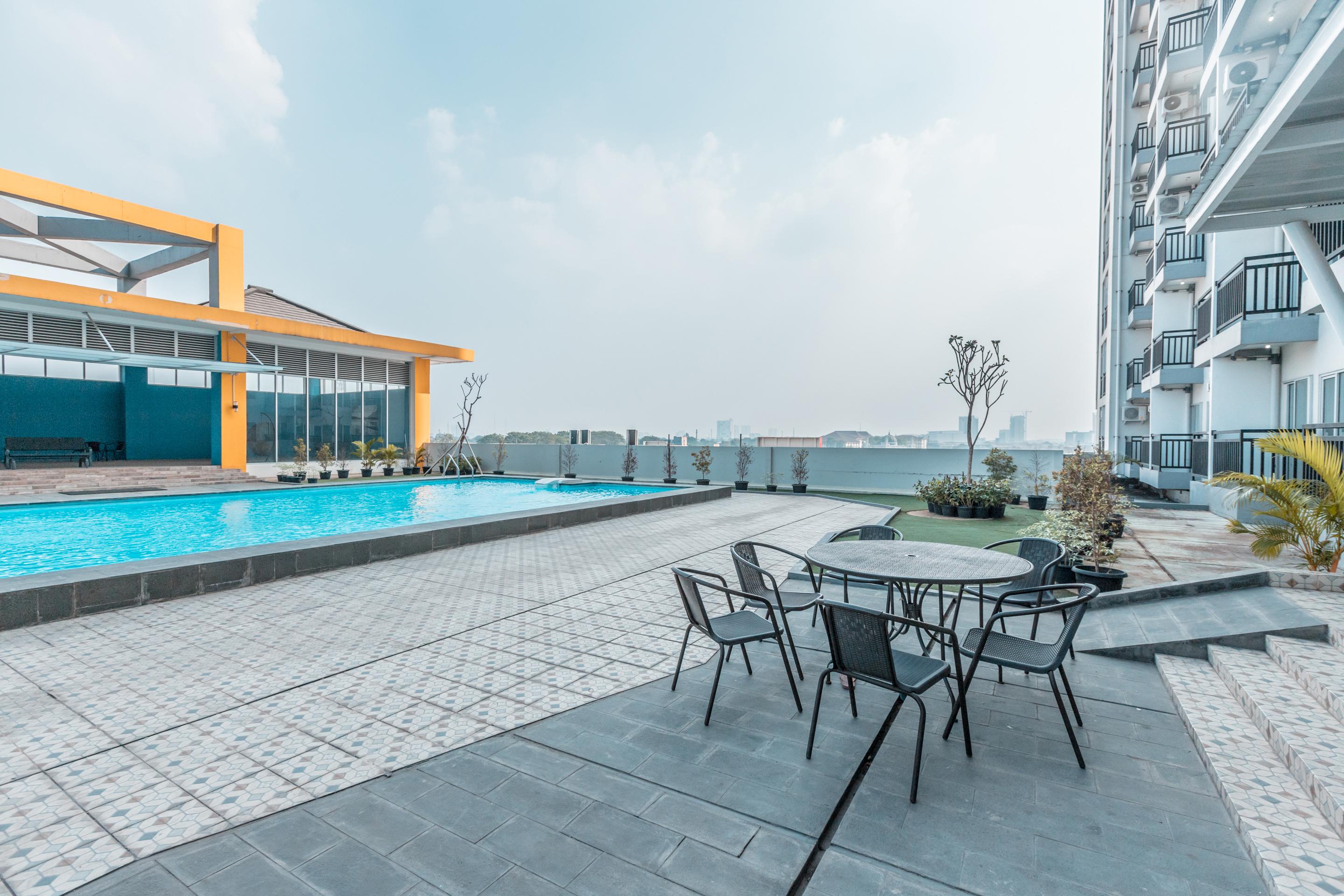 Oyo Flagship 766 Prima Orchard Hotel Bekasi Kültér fotó