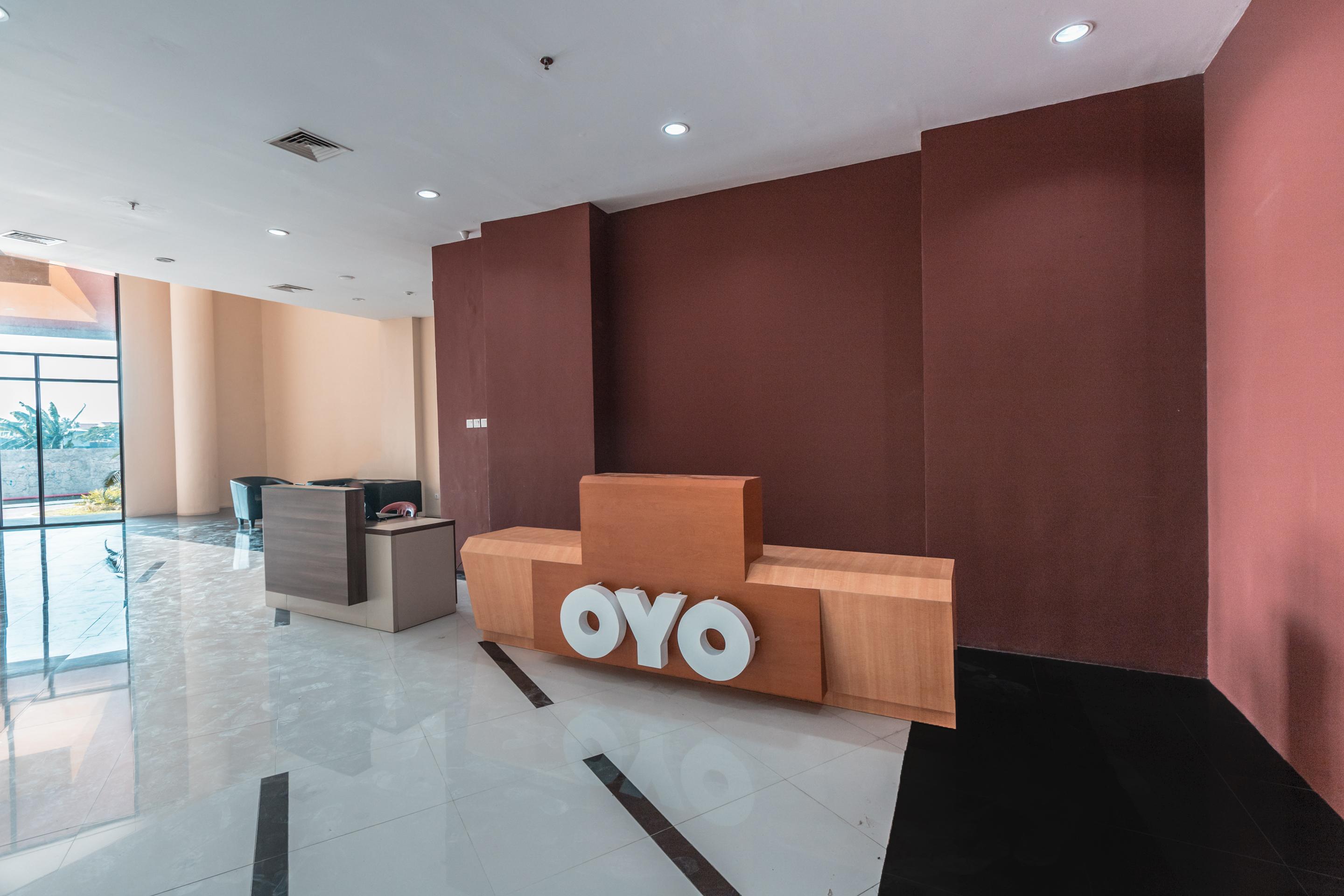 Oyo Flagship 766 Prima Orchard Hotel Bekasi Kültér fotó